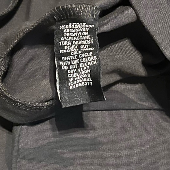 Sanctuary Black Camo Skirt XS - Picture 4 of 5